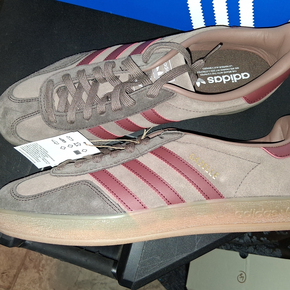 Men's Addidas Sneakers -